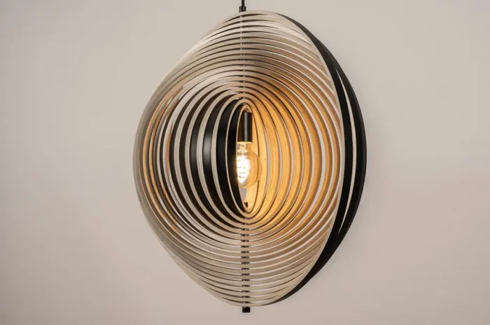 Begrenztes Angebot Pendelleuchte 15614 – Ø60cm Schwarz/Naturholz – Ausstellungsraum 0.13