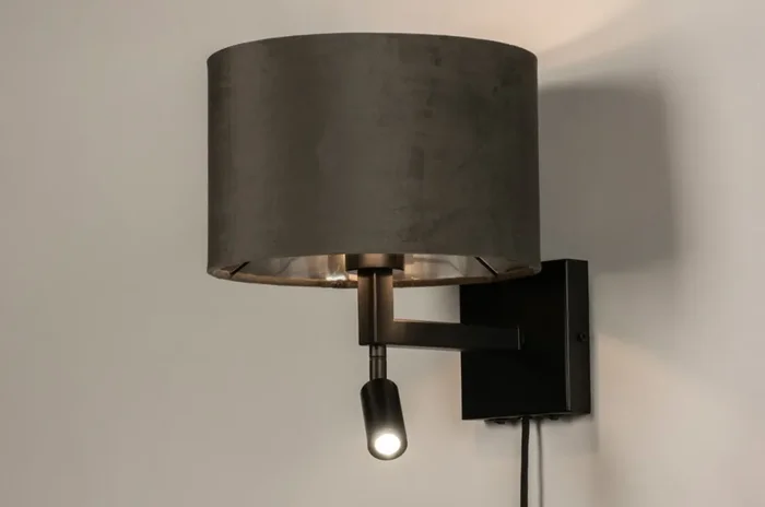Wandleuchte 31426 – Separat schaltbar – Fest eingebaute LED – Zusammengestellter Artikel – Ausstellungsraum 0.06 Heute Kaufen