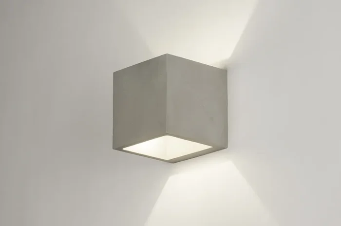 Wandleuchte 72423 – Beton – Ausstellungsraum 1.31 Jetzt Kaufen