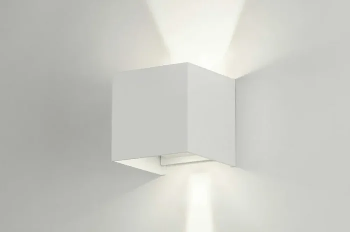 Wandleuchte 73474 – Strahl einstellbar IP54 – Fest eingebaute LED – Ausstellungsraum 1.30 / 1.47 / 2.74 Nur Für Kurze Zeit