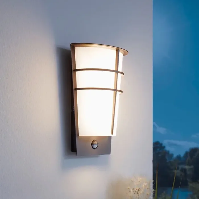 Weltweiter Versand Eglo – LED Outdoor leuchte mit Sensor 2xLED/2,5W